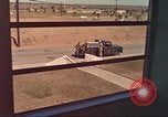 Standbild Marihuana Erkennung Hunde San Diego California USA, 1975, aus Sekunde 39 historischem Filmmaterial Videoclip 65675064377