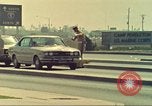 Image la détection de la marijuana chien San Diego California USA, 1975, de la seconde 15 séquences d'archives historiques vidéo 65675064378