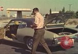 Image la détection de la marijuana chien San Diego California USA, 1975, de la seconde 39 séquences d'archives historiques vidéo 65675064378