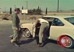 Image la détection de la marijuana chien San Diego California USA, 1975, de la seconde 22 séquences d'archives historiques vidéo 65675064379