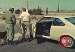 Image la détection de la marijuana chien San Diego California USA, 1975, de la seconde 26 séquences d'archives historiques vidéo 65675064379