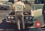 Image la détection de la marijuana chien San Diego California USA, 1975, de la seconde 29 séquences d'archives historiques vidéo 65675064379