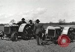 Image tracteurs Fordson United States USA, 1924, de la seconde 27 séquences d'archives historiques vidéo 65675064407