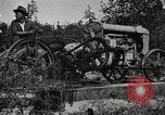 Image tracteurs Fordson United States USA, 1924, de la seconde 13 séquences d'archives historiques vidéo 65675064408
