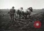 Image tracteurs Fordson United States USA, 1924, de la seconde 53 séquences d'archives historiques vidéo 65675064408