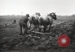 Image tracteurs Fordson United States USA, 1924, de la seconde 56 séquences d'archives historiques vidéo 65675064408