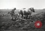 Image tracteurs Fordson United States USA, 1924, de la seconde 57 séquences d'archives historiques vidéo 65675064408