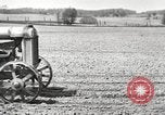 Standbild Fordson Schlepper United States USA, 1924, aus Sekunde 60 historischem Filmmaterial Videoclip 65675064409