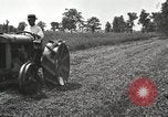 Standbild Fordson Schlepper United States USA, 1924, aus Sekunde 30 historischem Filmmaterial Videoclip 65675064411