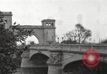 Immagine di White River Bridge Indianapolis Indiana USA, 1916, secondo 20 filmato di repertorio 65675064437