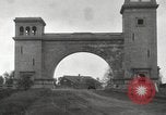 Immagine di White River Bridge Indianapolis Indiana USA, 1916, secondo 22 filmato di repertorio 65675064437