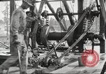Standbild Ölindustrie United States USA, 1920, aus Sekunde 31 historischem Filmmaterial Videoclip 65675064491