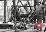 Standbild Ölindustrie United States USA, 1920, aus Sekunde 38 historischem Filmmaterial Videoclip 65675064491