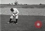 Immagine di Walter Hagen giocando a golf Bloomfield Hills Michigan USA, 1919, secondo 17 filmato di repertorio 65675064503