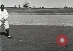 Immagine di Walter Hagen giocando a golf Bloomfield Hills Michigan USA, 1919, secondo 30 filmato di repertorio 65675064503