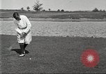 Immagine di Walter Hagen giocando a golf Bloomfield Hills Michigan USA, 1919, secondo 33 filmato di repertorio 65675064503