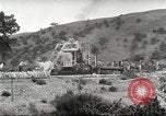 Standbild Straßenbau Los Angeles California USA, 1920, aus Sekunde 28 historischem Filmmaterial Videoclip 65675064521