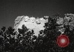 Standbild Mount Rushmore National Memorial South Dakota United States USA, 1939, aus Sekunde 8 historischem Filmmaterial Videoclip 65675064529