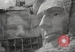 Standbild Mount Rushmore National Memorial South Dakota United States USA, 1939, aus Sekunde 12 historischem Filmmaterial Videoclip 65675064529