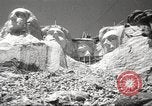 Standbild Mount Rushmore National Memorial South Dakota United States USA, 1939, aus Sekunde 14 historischem Filmmaterial Videoclip 65675064529