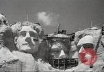 Standbild Mount Rushmore National Memorial South Dakota United States USA, 1939, aus Sekunde 31 historischem Filmmaterial Videoclip 65675064529