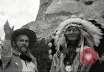 Standbild Mount Rushmore National Memorial South Dakota United States USA, 1939, aus Sekunde 33 historischem Filmmaterial Videoclip 65675064529