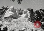 Standbild Mount Rushmore National Memorial South Dakota United States USA, 1939, aus Sekunde 35 historischem Filmmaterial Videoclip 65675064529