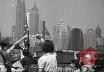 Standbild unterprivilegierte Kinder New York United States USA, 1939, aus Sekunde 14 historischem Filmmaterial Videoclip 65675064535