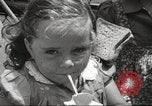 Standbild unterprivilegierte Kinder New York United States USA, 1939, aus Sekunde 31 historischem Filmmaterial Videoclip 65675064535