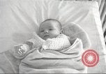 Standbild unterprivilegierte Kinder New York United States USA, 1939, aus Sekunde 40 historischem Filmmaterial Videoclip 65675064535