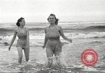Immagine di Costumi da bagno in legno Hoquiam Washington USA, 1939, secondo 35 filmato di repertorio 65675064536