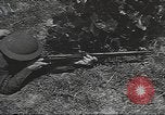 Standbild amerikanische Soldaten United States USA, 1942, aus Sekunde 55 historischem Filmmaterial Videoclip 65675064541