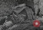 Standbild amerikanische Soldaten United States USA, 1942, aus Sekunde 59 historischem Filmmaterial Videoclip 65675064541