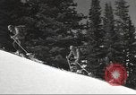 Standbild Skiausrüstung United States USA, 1942, aus Sekunde 9 historischem Filmmaterial Videoclip 65675064555