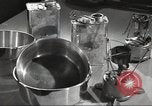 Standbild Skiausrüstung United States USA, 1942, aus Sekunde 16 historischem Filmmaterial Videoclip 65675064555