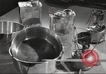 Standbild Skiausrüstung United States USA, 1942, aus Sekunde 23 historischem Filmmaterial Videoclip 65675064555