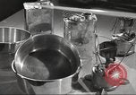 Standbild Skiausrüstung United States USA, 1942, aus Sekunde 26 historischem Filmmaterial Videoclip 65675064555
