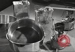 Standbild Skiausrüstung United States USA, 1942, aus Sekunde 29 historischem Filmmaterial Videoclip 65675064555