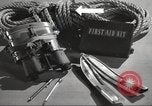 Standbild Skiausrüstung United States USA, 1942, aus Sekunde 46 historischem Filmmaterial Videoclip 65675064555