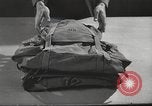 Standbild Skiausrüstung United States USA, 1942, aus Sekunde 7 historischem Filmmaterial Videoclip 65675064556