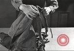 Standbild Skiausrüstung United States USA, 1942, aus Sekunde 45 historischem Filmmaterial Videoclip 65675064556