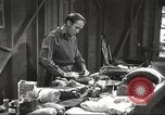 Standbild Skiausrüstung United States USA, 1942, aus Sekunde 53 historischem Filmmaterial Videoclip 65675064556