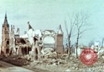 Image soldats des États-Unis Duren Allemagne, 1945, de la seconde 8 séquences d'archives historiques vidéo 65675064562