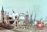 Image soldats des États-Unis Duren Allemagne, 1945, de la seconde 9 séquences d'archives historiques vidéo 65675064562