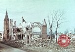 Image soldats des États-Unis Duren Allemagne, 1945, de la seconde 15 séquences d'archives historiques vidéo 65675064562
