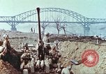 Immagine di Soldati statunitensi Remagen Germania, 1945, secondo 37 filmato di repertorio 65675064564