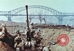 Immagine di Soldati statunitensi Remagen Germania, 1945, secondo 39 filmato di repertorio 65675064564