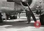 Standbild B-25 Mitchell Rockford Illinois USA, 1945, aus Sekunde 21 historischem Filmmaterial Videoclip 65675064610
