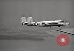 Standbild B-25 Mitchell Rockford Illinois USA, 1945, aus Sekunde 30 historischem Filmmaterial Videoclip 65675064610