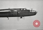 Standbild B-25 Mitchell Rockford Illinois USA, 1945, aus Sekunde 31 historischem Filmmaterial Videoclip 65675064610